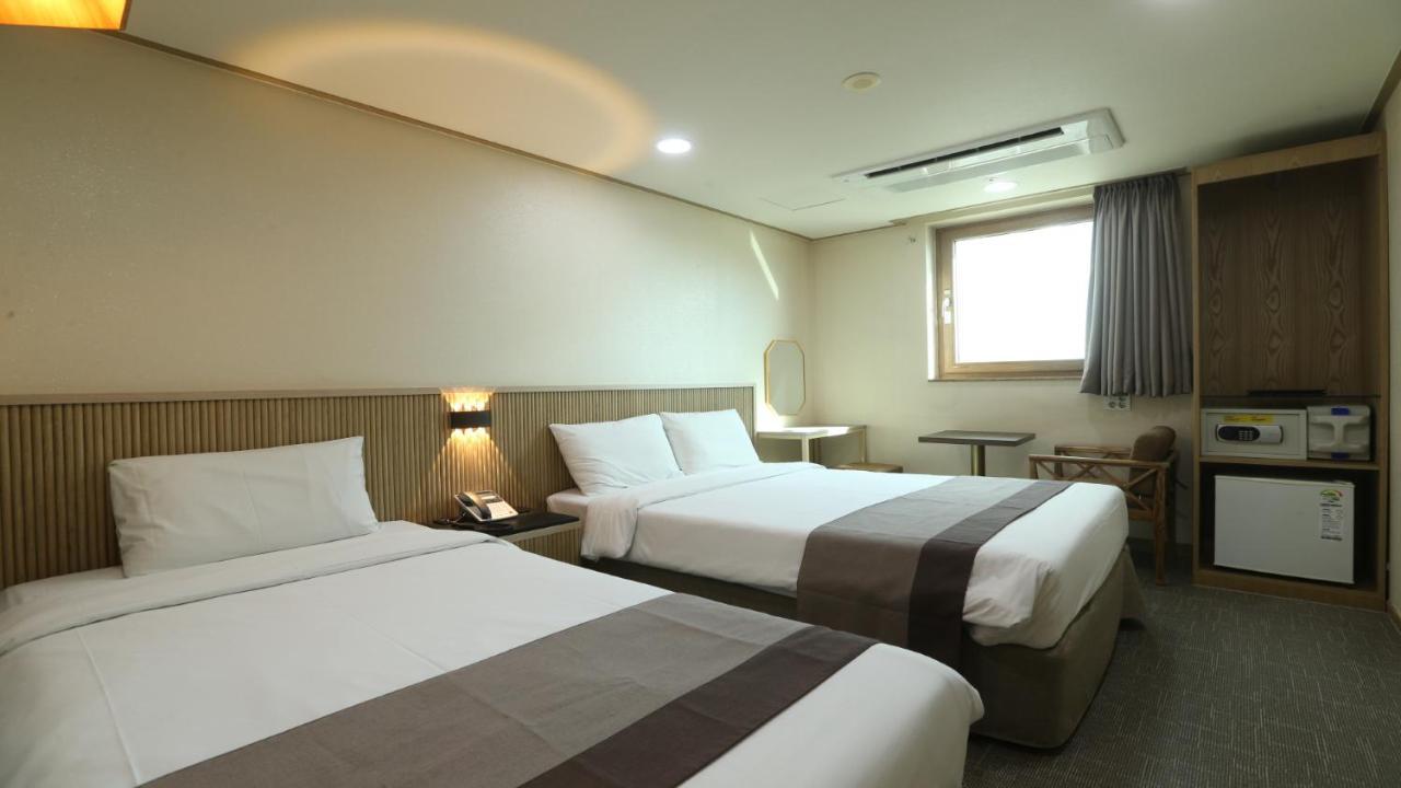 Golden City Hotel Dongdaemun Seúl Exterior foto